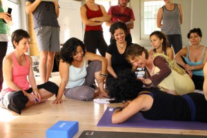 Intimate group experiences with Mirka